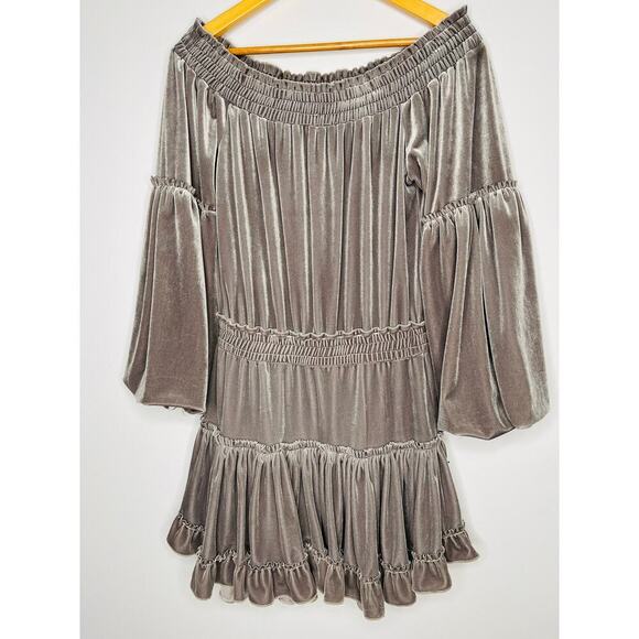 MISA Los Angeles Womens Talin Off The shoulder Velvet Mini Dress Sz S Gray - Picture 10 of 10